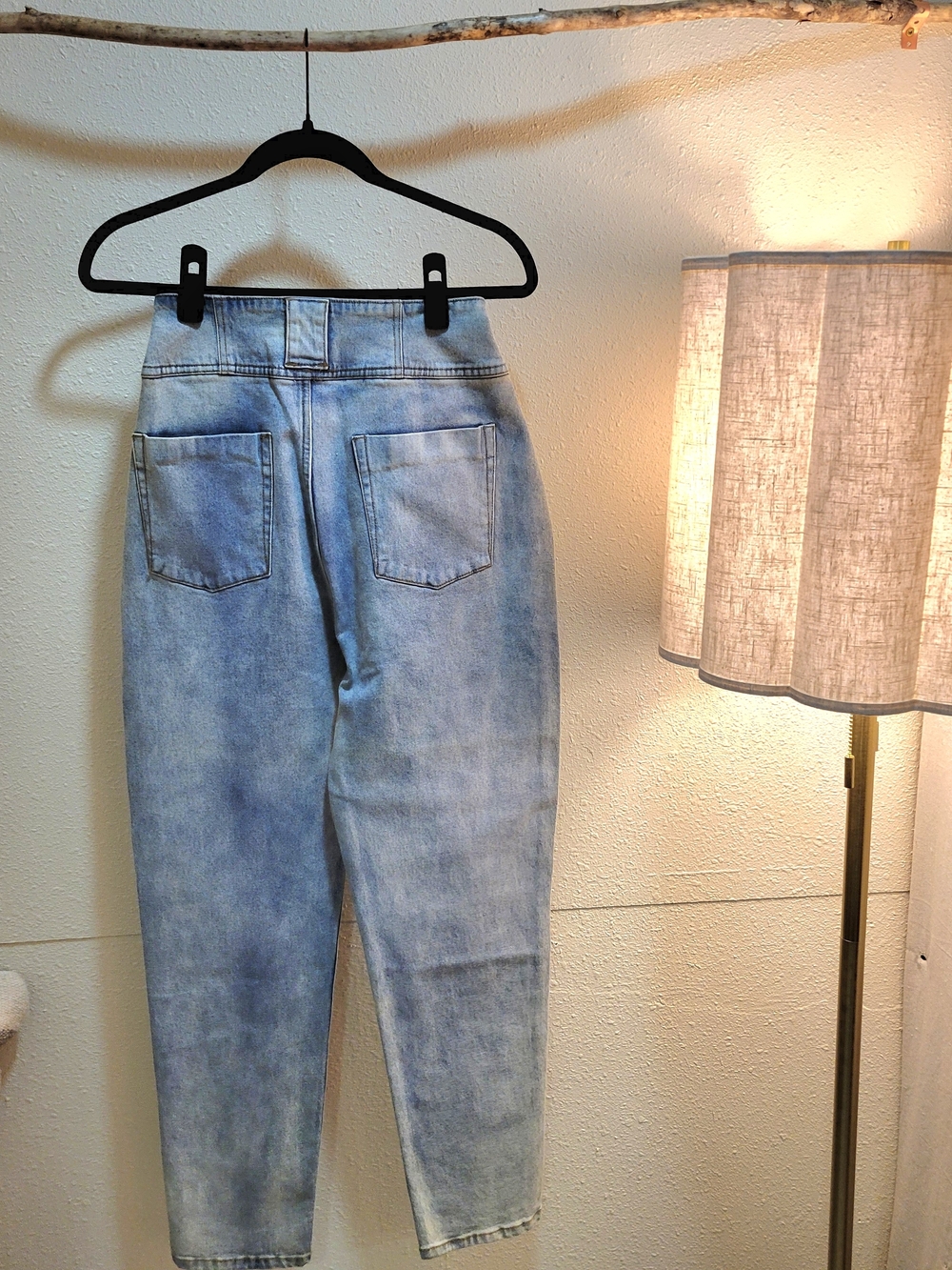 High-Waist Light Blue Women’s Jeans - Pleated Front - Picture 6 of 8